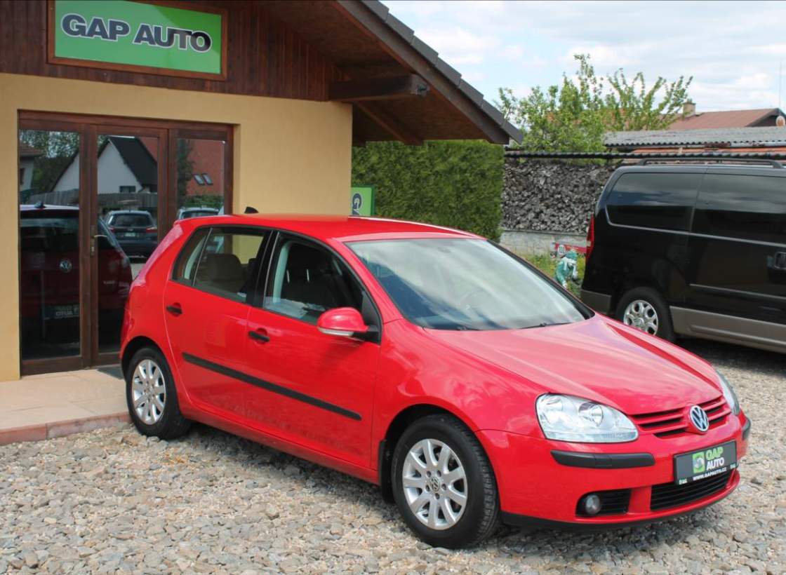 Volkswagen - Golf