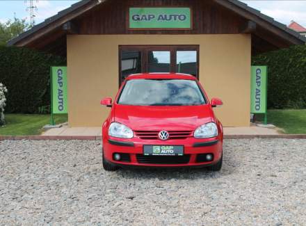 Volkswagen - Golf