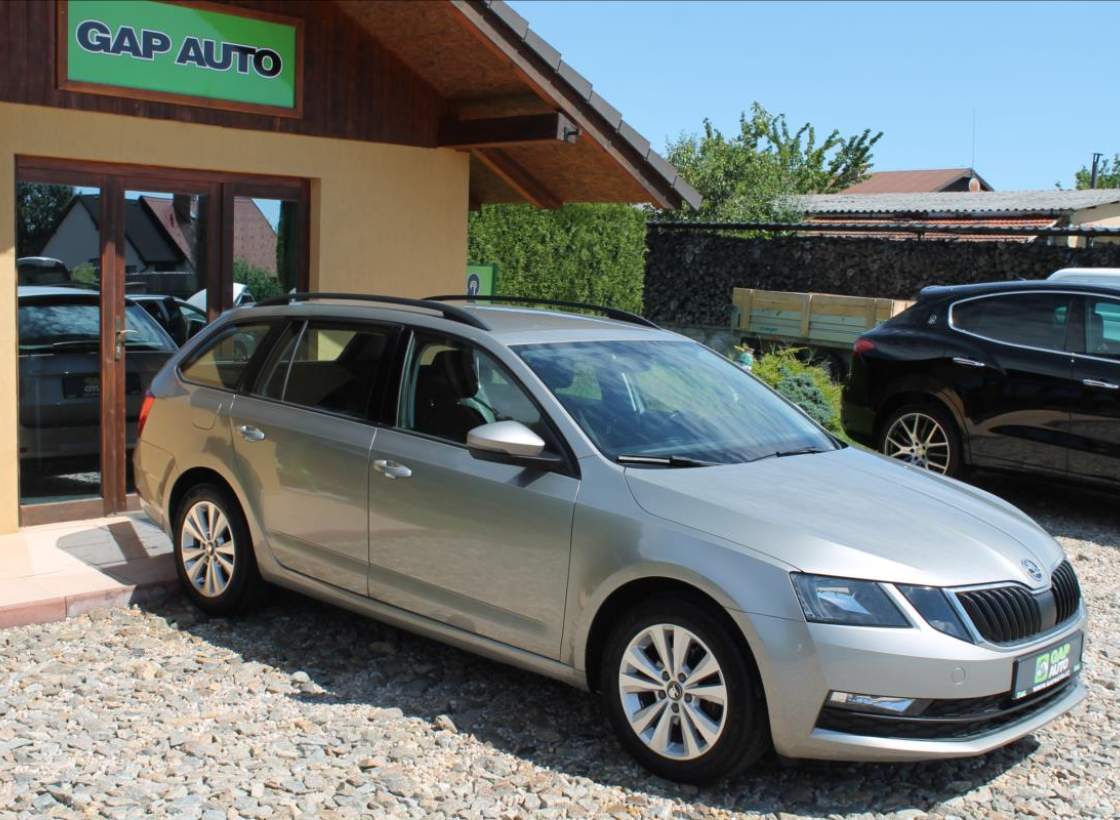 Škoda - Octavia