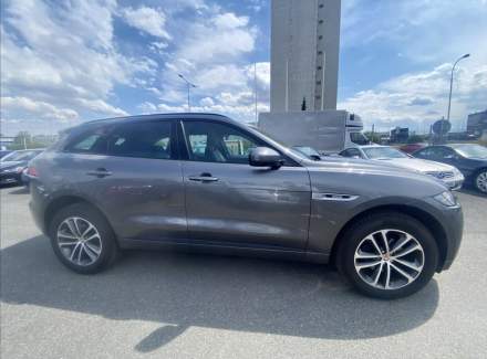 Jaguar - F-Pace