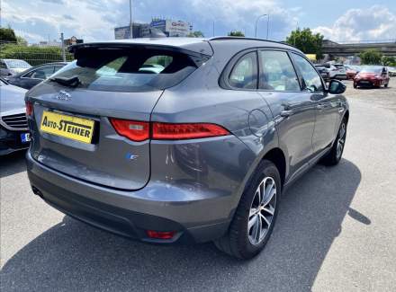Jaguar - F-Pace