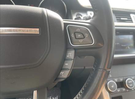 Land Rover - Range Rover Evoque