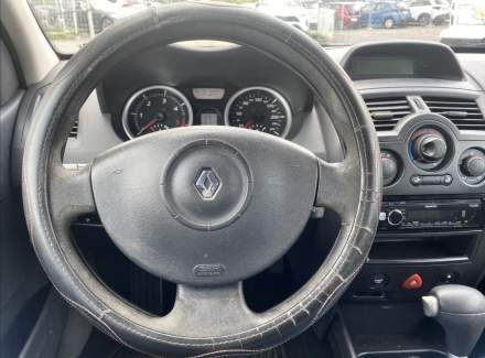 Renault - Megane