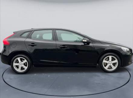 Volvo - V40