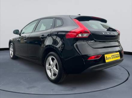 Volvo - V40
