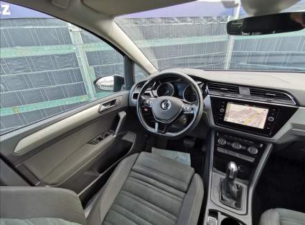 Volkswagen - Touran