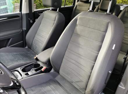Volkswagen - Touran