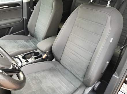 Volkswagen - Touran