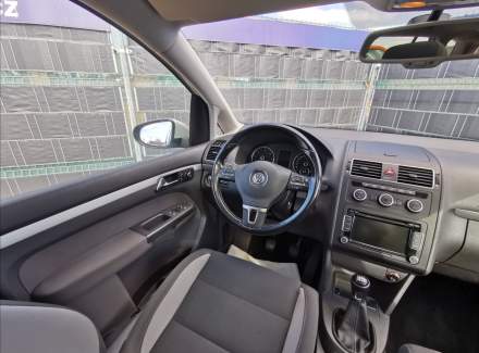 Volkswagen - Touran