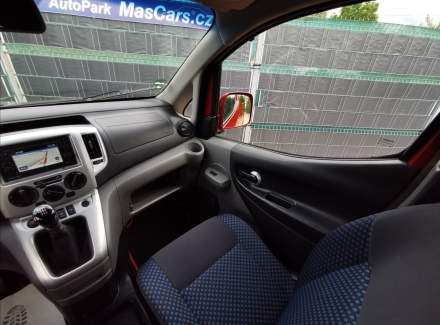 Nissan - NV200