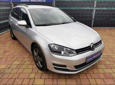 Volkswagen - Golf