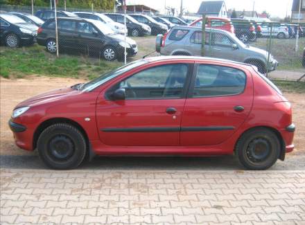 Peugeot - 206