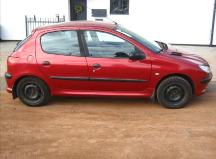 Peugeot - 206