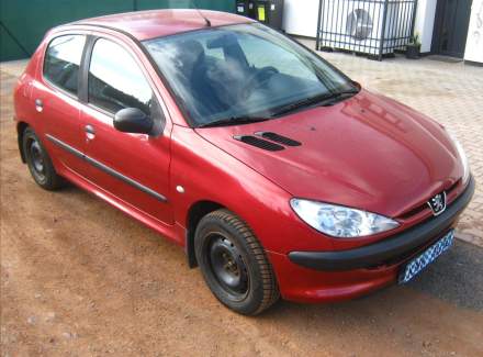 Peugeot - 206