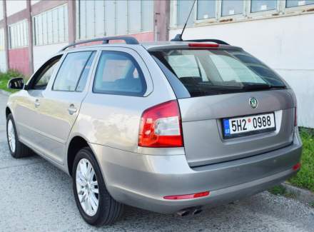 Škoda - Octavia