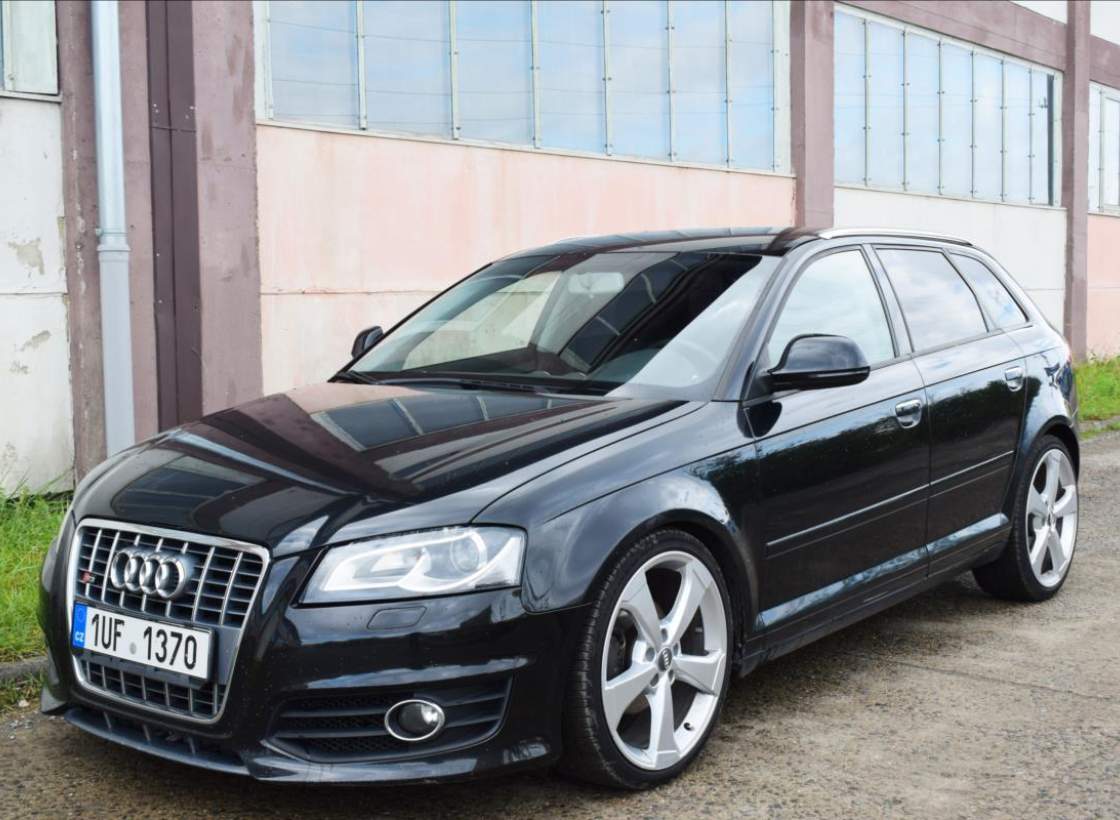 Audi - A3