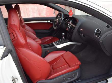 Audi - S5