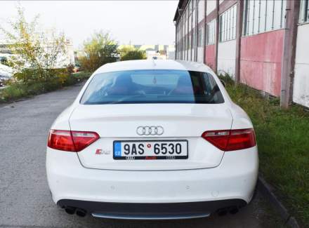 Audi - S5