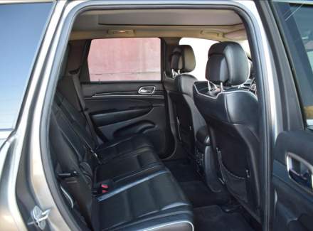 Jeep - Grand Cherokee