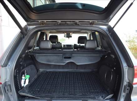 Jeep - Grand Cherokee