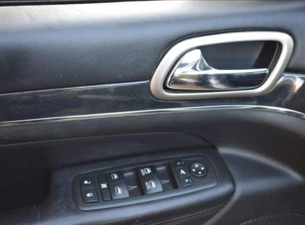 Jeep - Grand Cherokee