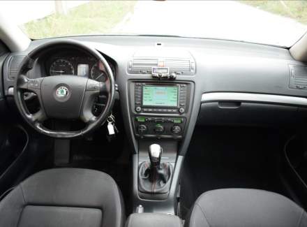 Škoda - Octavia