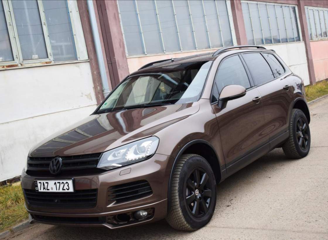 Volkswagen - Touareg