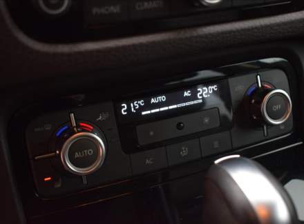 Volkswagen - Touareg