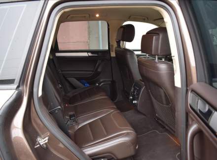 Volkswagen - Touareg