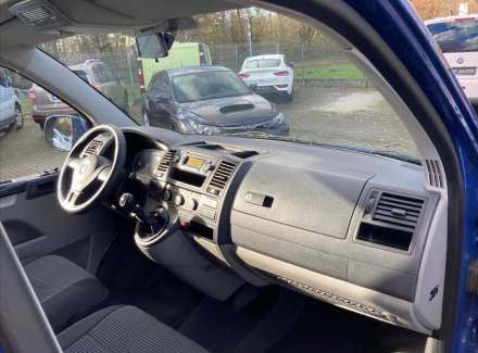 Volkswagen - Caravelle