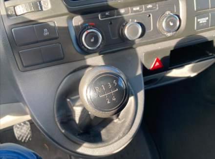 Volkswagen - Caravelle