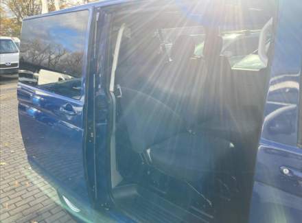 Volkswagen - Caravelle