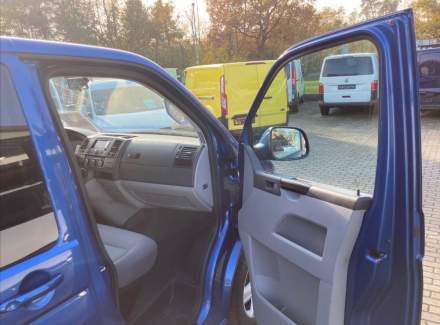 Volkswagen - Caravelle