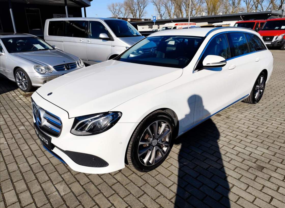 Mercedes-Benz - E-class