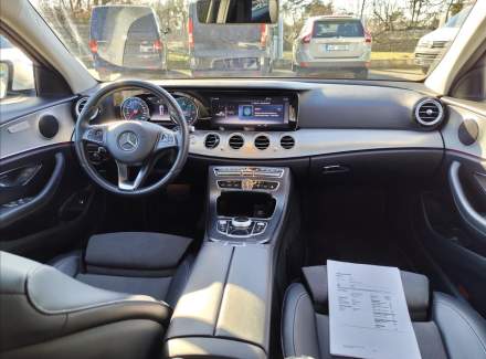 Mercedes-Benz - E-class