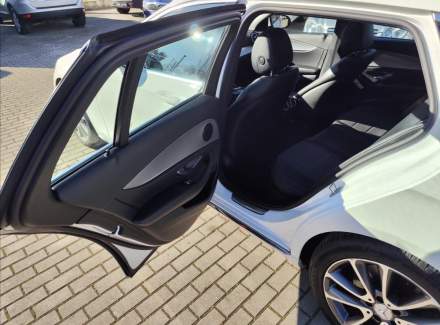 Mercedes-Benz - E-class