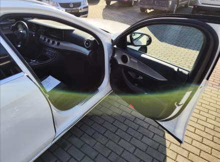 Mercedes-Benz - E-class