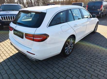 Mercedes-Benz - E-class