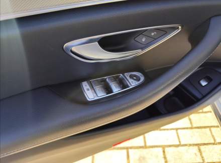 Mercedes-Benz - E-class