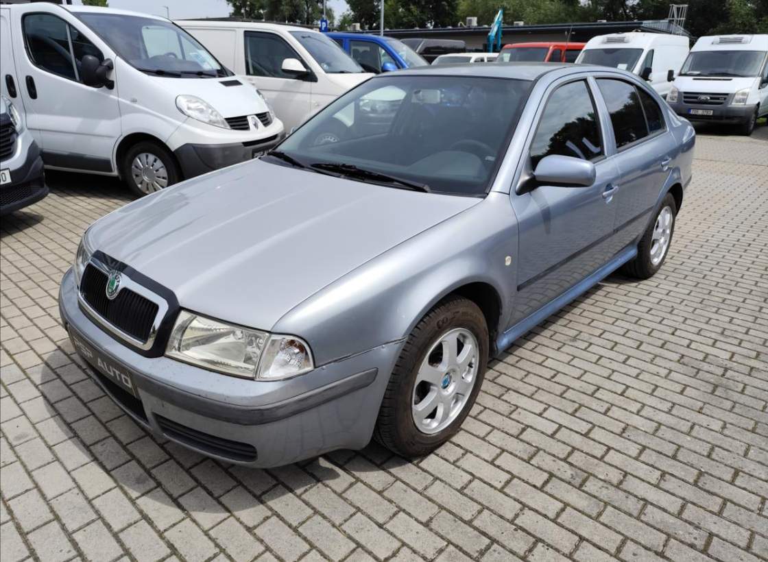 Škoda - Octavia