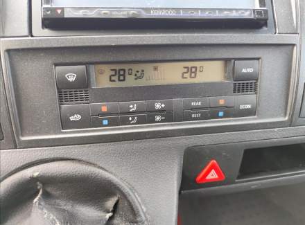 Volkswagen - Caravelle