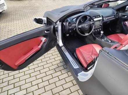 Mercedes-Benz - SLK