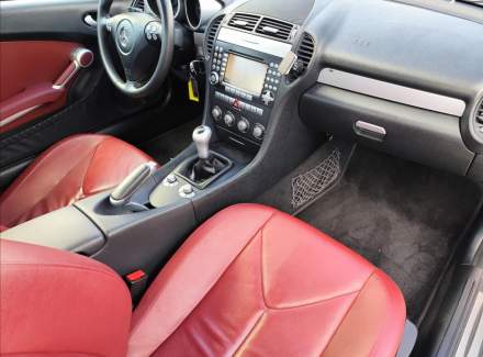 Mercedes-Benz - SLK