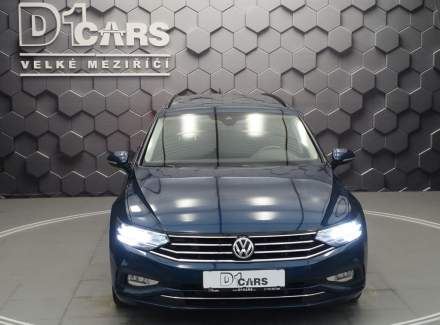 Volkswagen - Passat