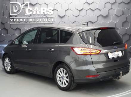 Ford - S-MAX