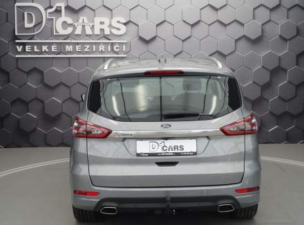 Ford - S-MAX