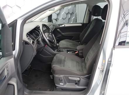 Volkswagen - Touran