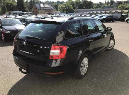 Škoda - Octavia