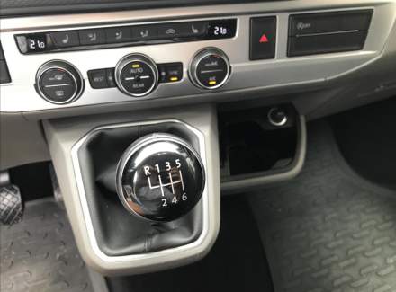 Volkswagen - Caravelle