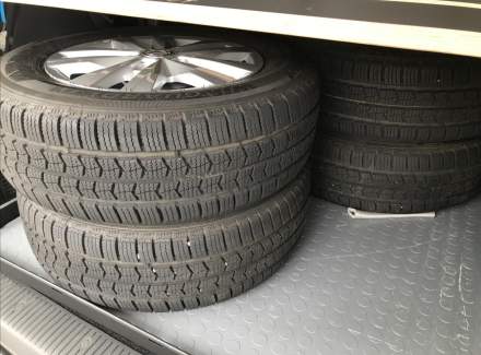 Volkswagen - Caravelle